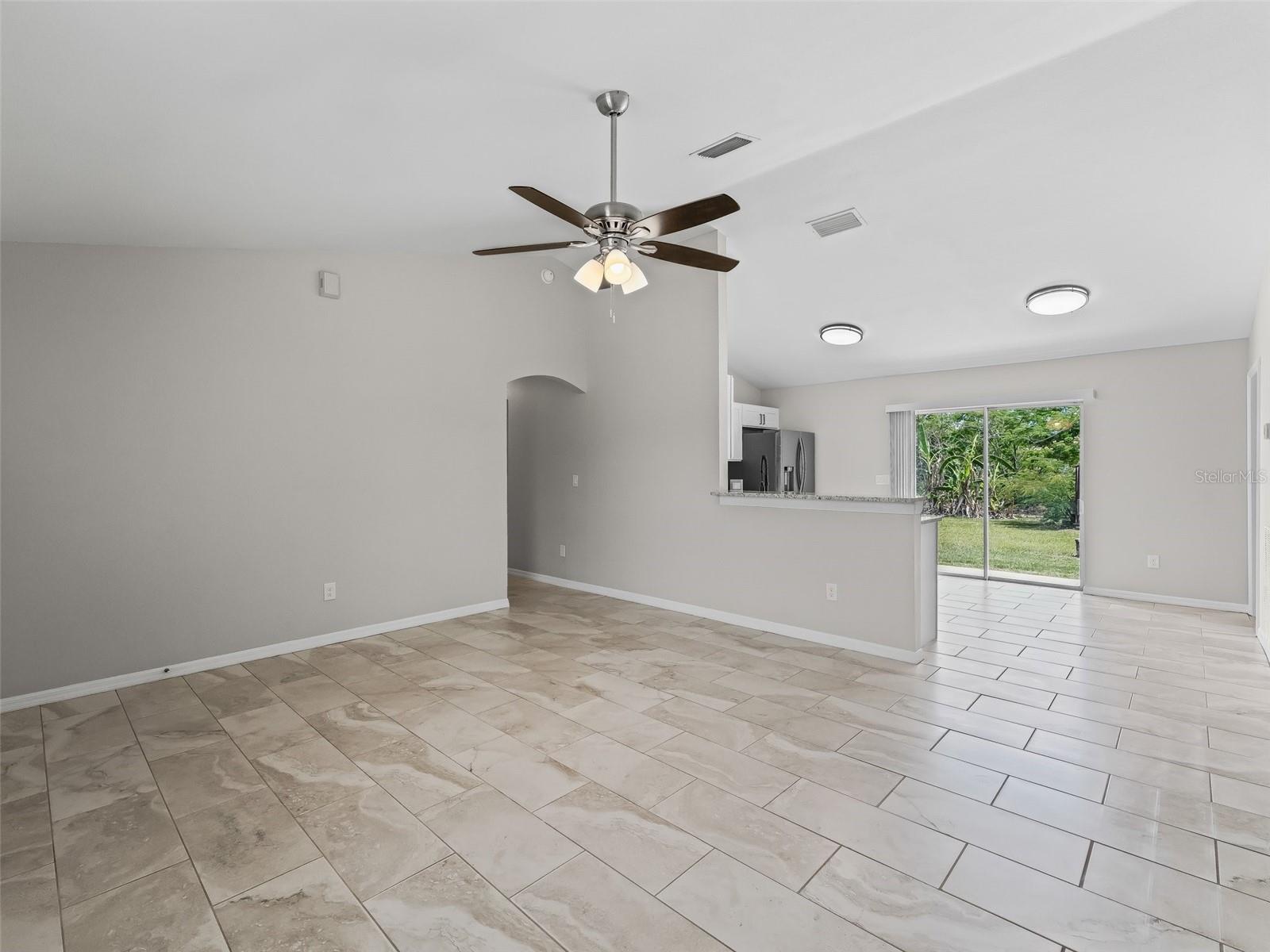 Image 6 of 36 For 27 Juniper Loop Terrace