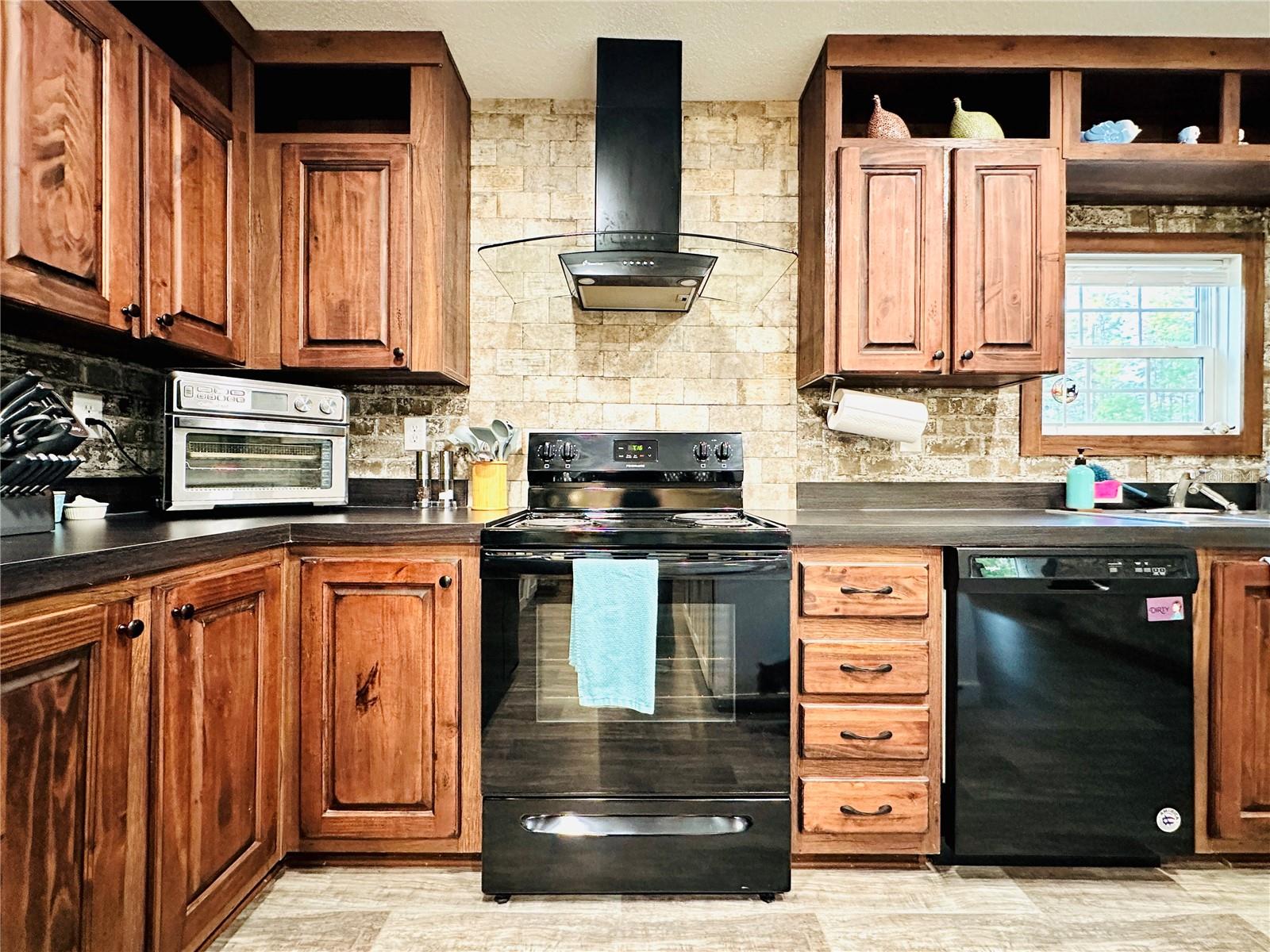 Image 22 of 43 For 14251 21st Place