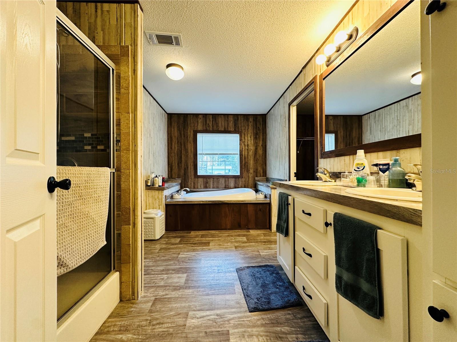 Image 28 of 43 For 14251 21st Place