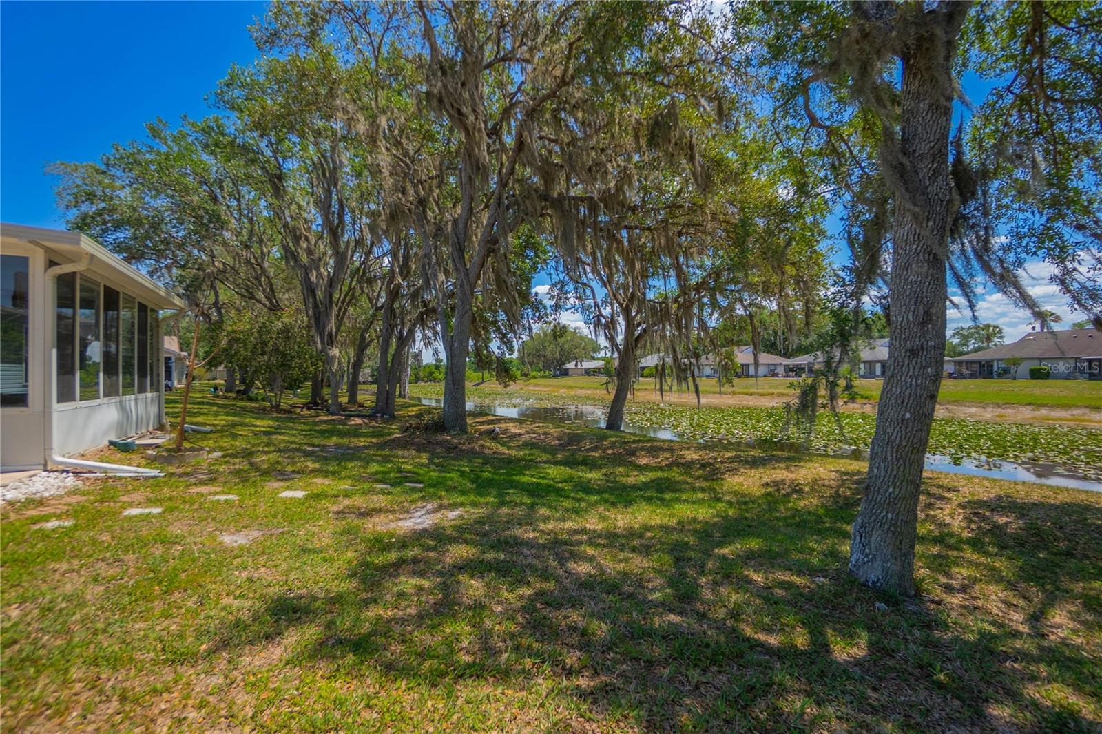 Image 35 of 53 For 127 Golf Harbor Path