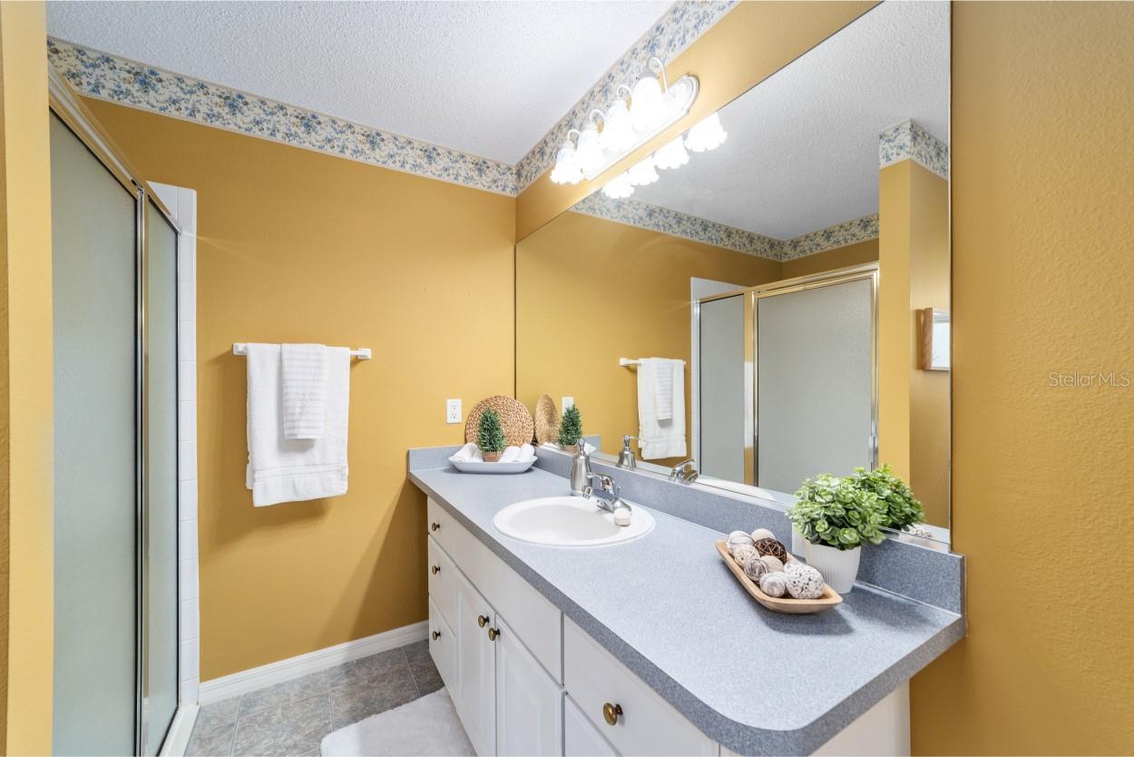 Image 16 of 20 For 17637 80th Altamaha Court