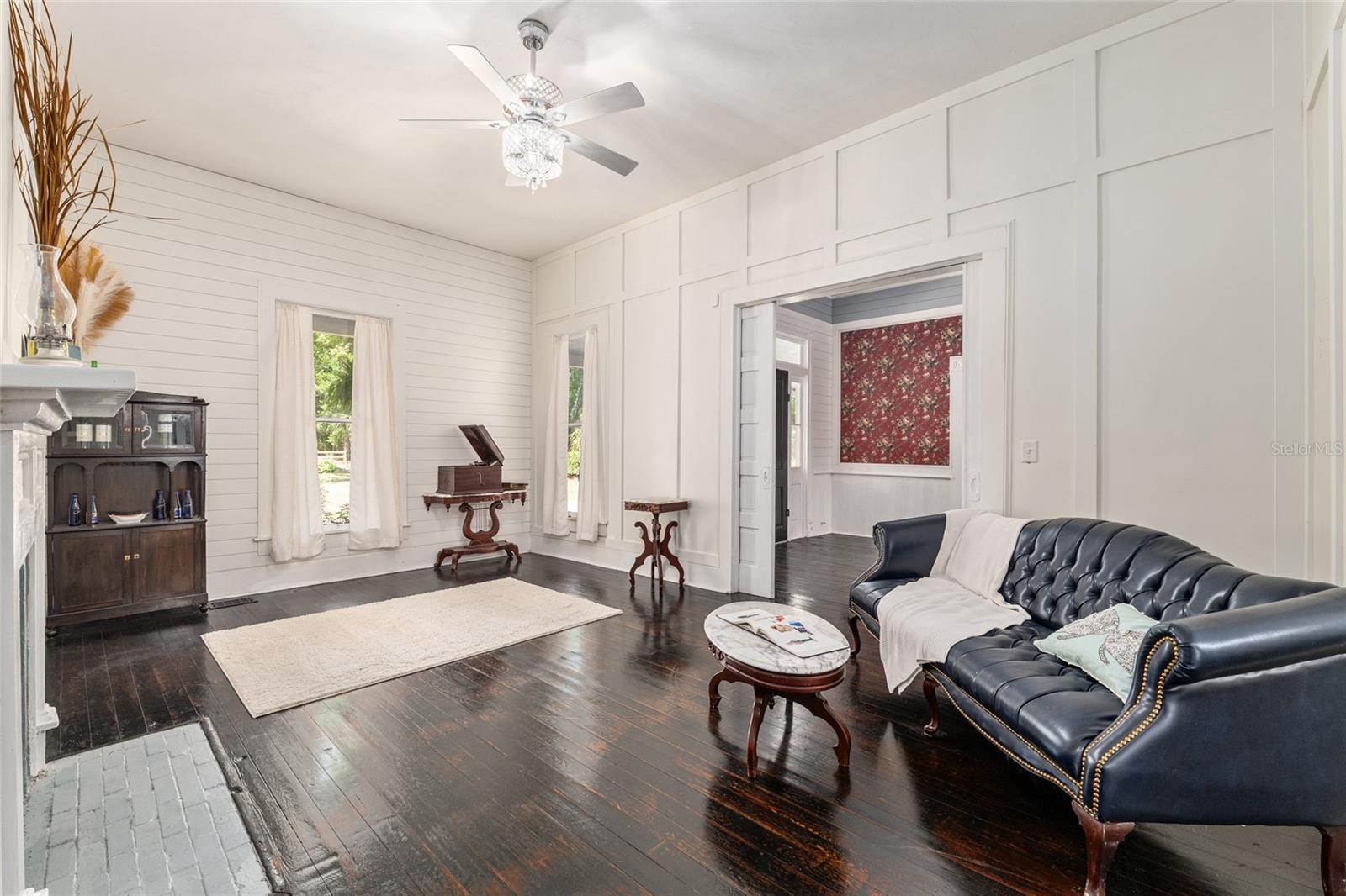 Image 12 of 98 For 19451 2nd Street