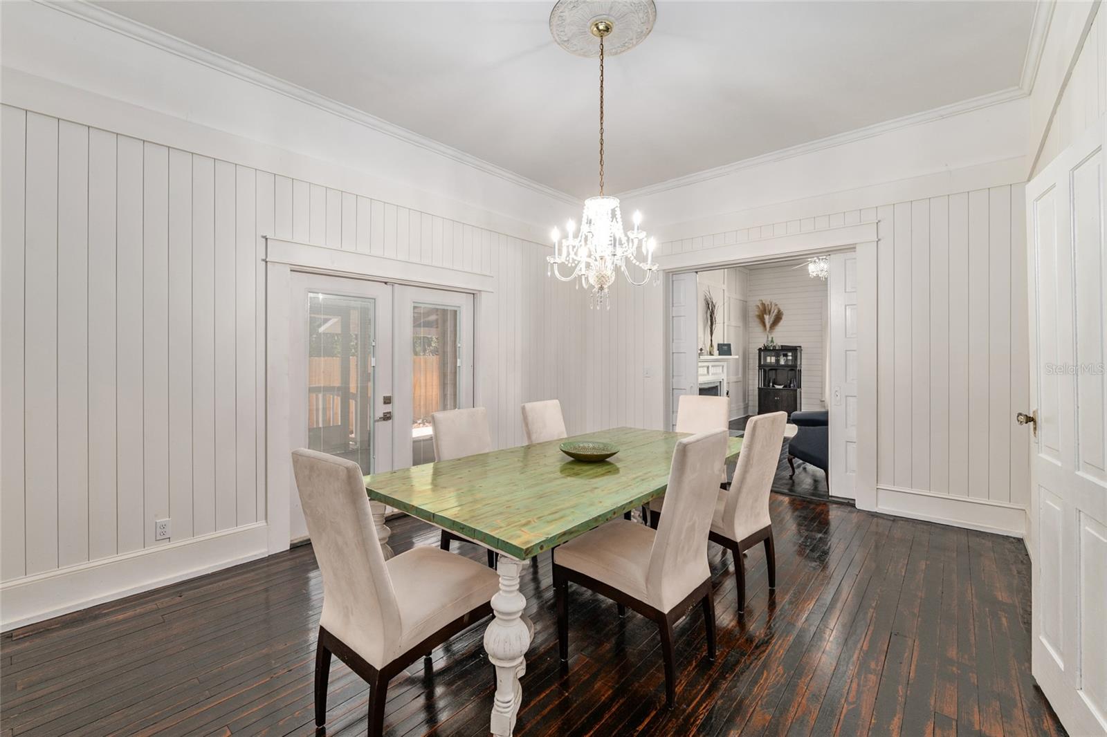 Image 17 of 98 For 19451 2nd Street