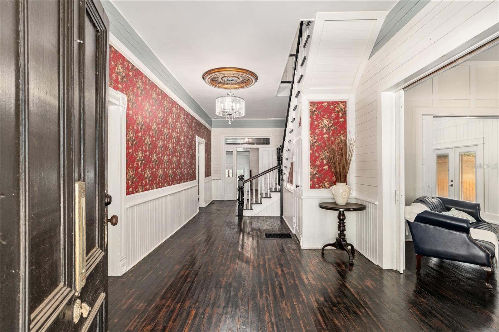 Image 3 of 98 For 19451 2nd Street