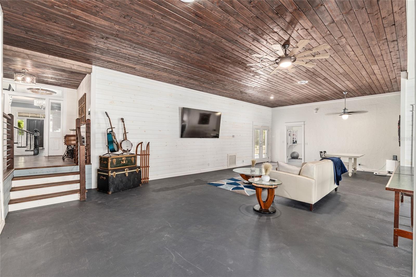 Image 37 of 98 For 19451 2nd Street