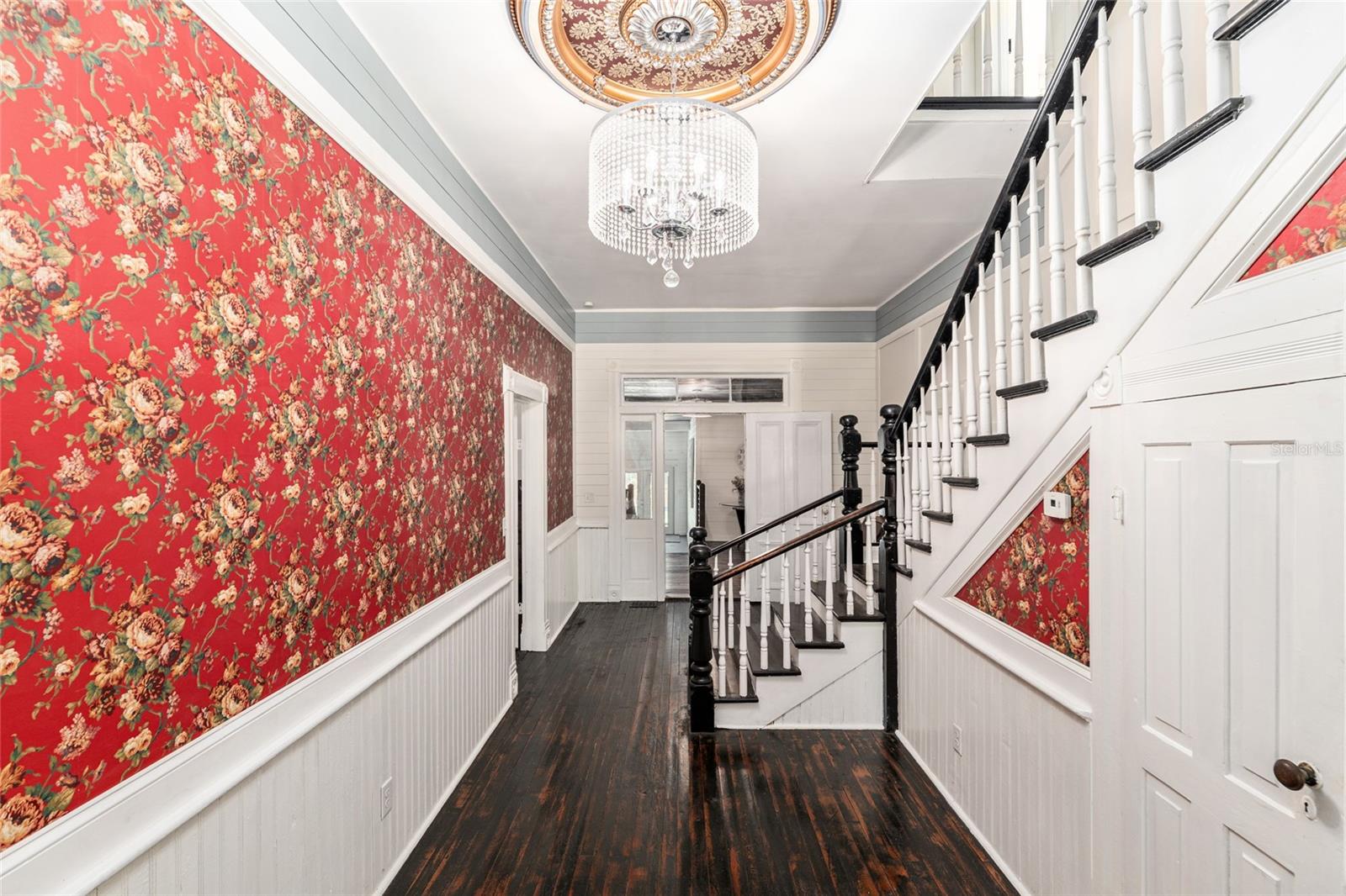 Image 6 of 98 For 19451 2nd Street