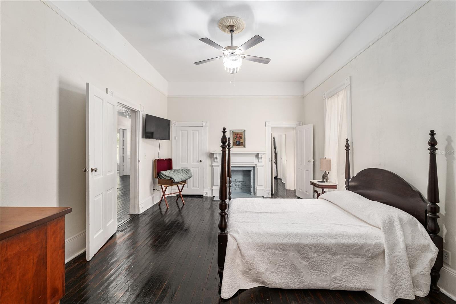 Image 64 of 98 For 19451 2nd Street