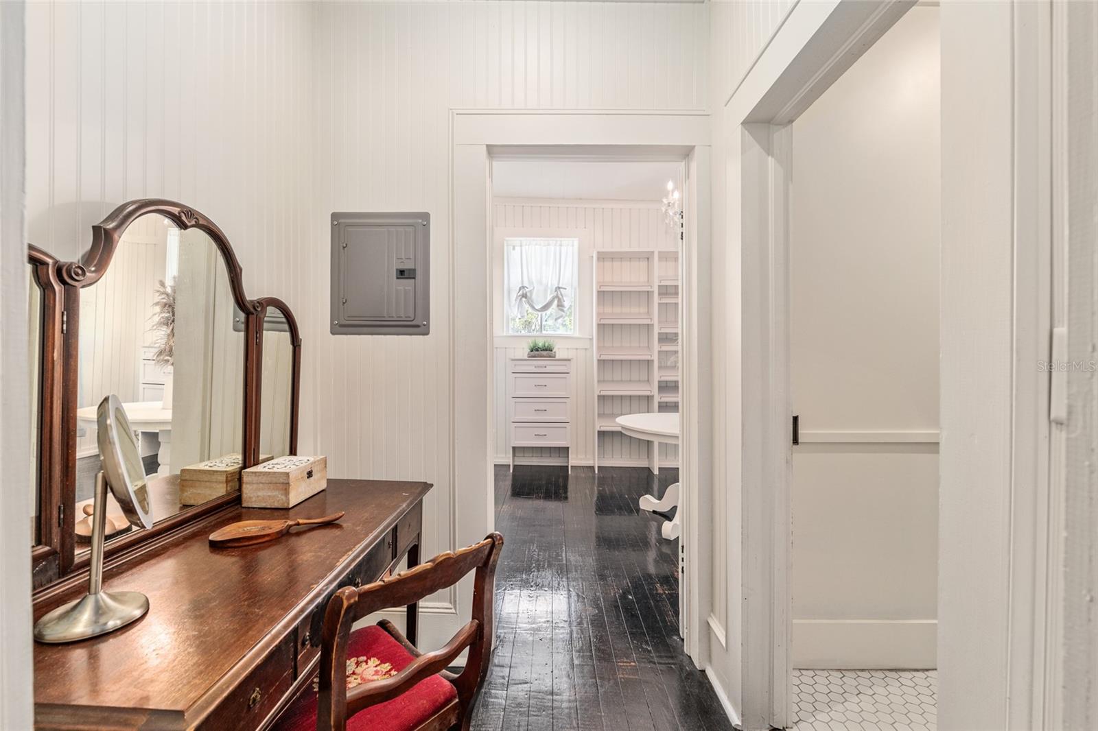 Image 75 of 98 For 19451 2nd Street