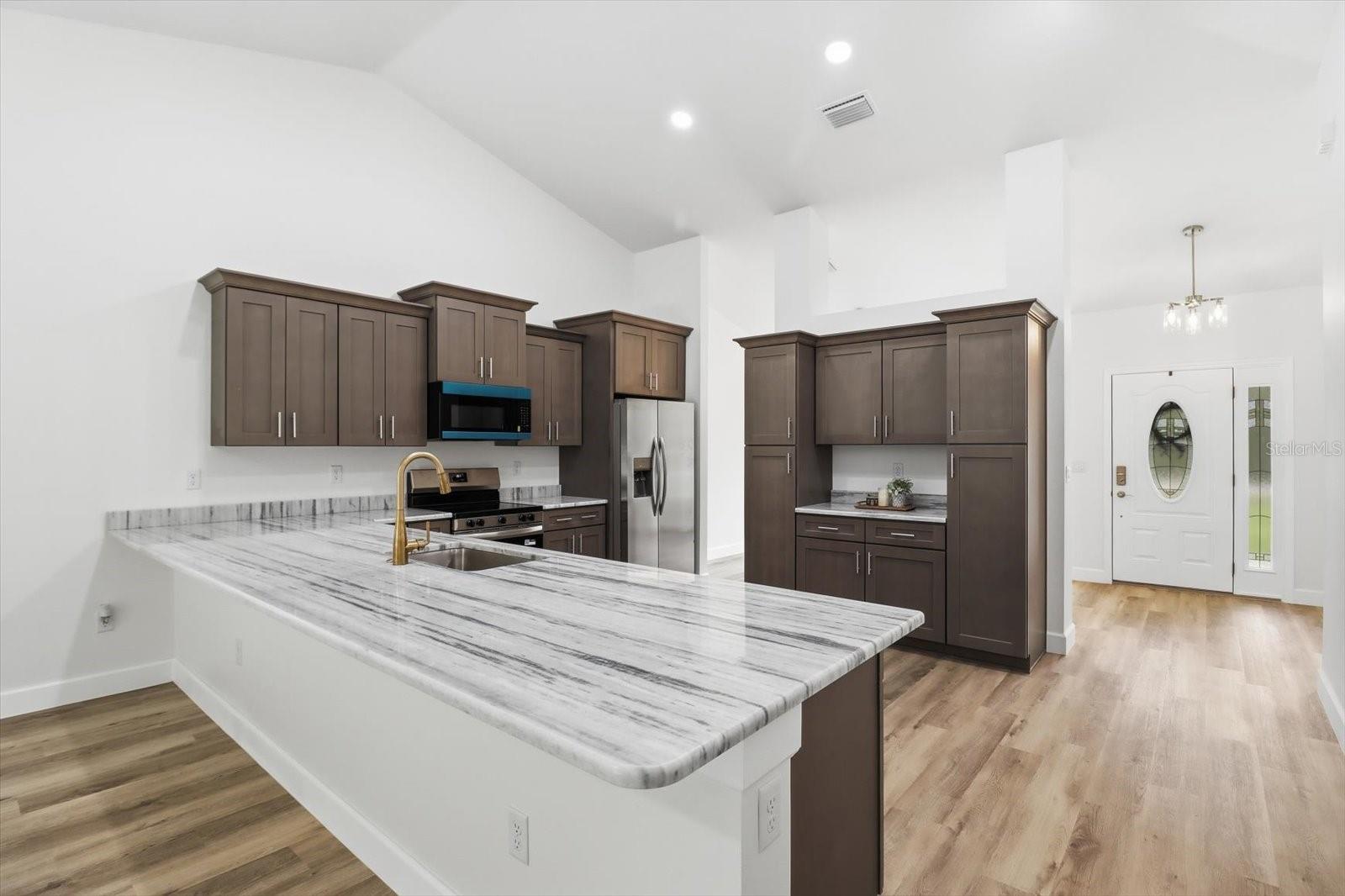 Image 13 of 43 For 10503 Dublin Street