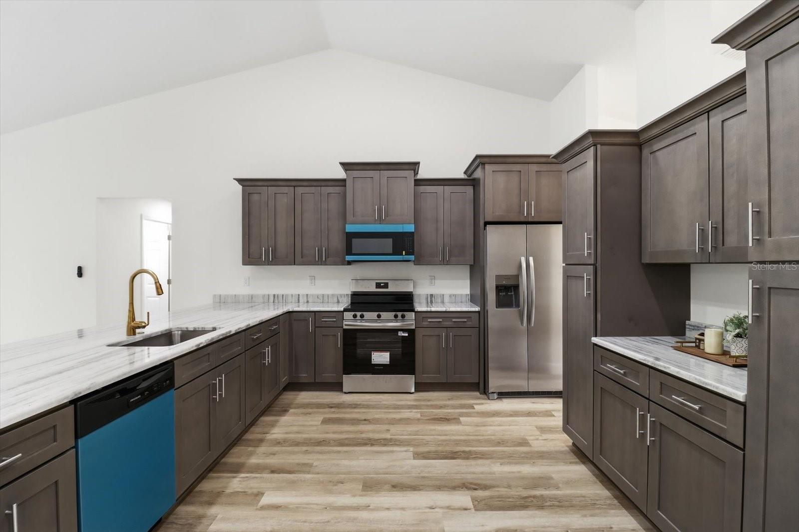 Image 15 of 43 For 10503 Dublin Street