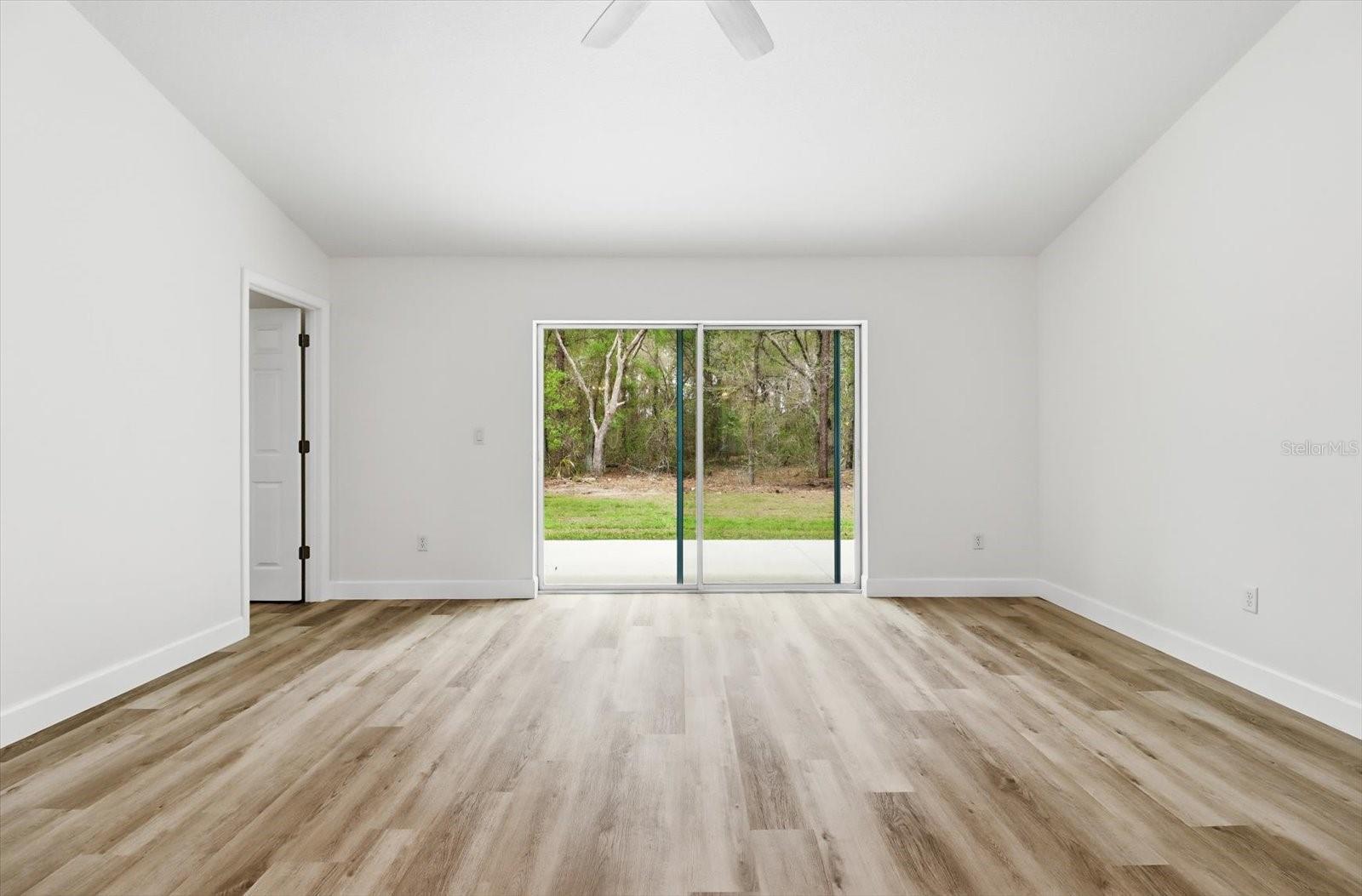 Image 21 of 43 For 10503 Dublin Street