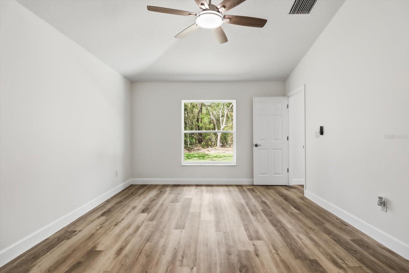 Image 29 of 43 For 10503 Dublin Street