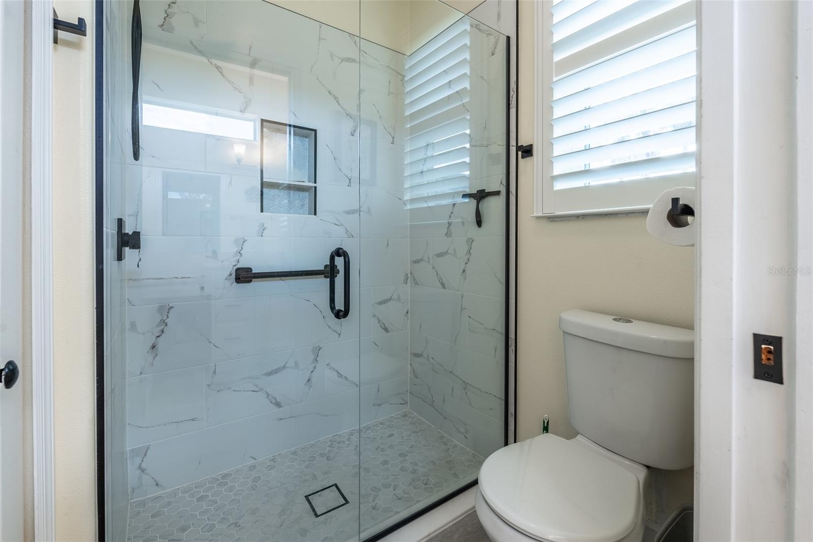 Image 29 of 69 For 1137 156th Street