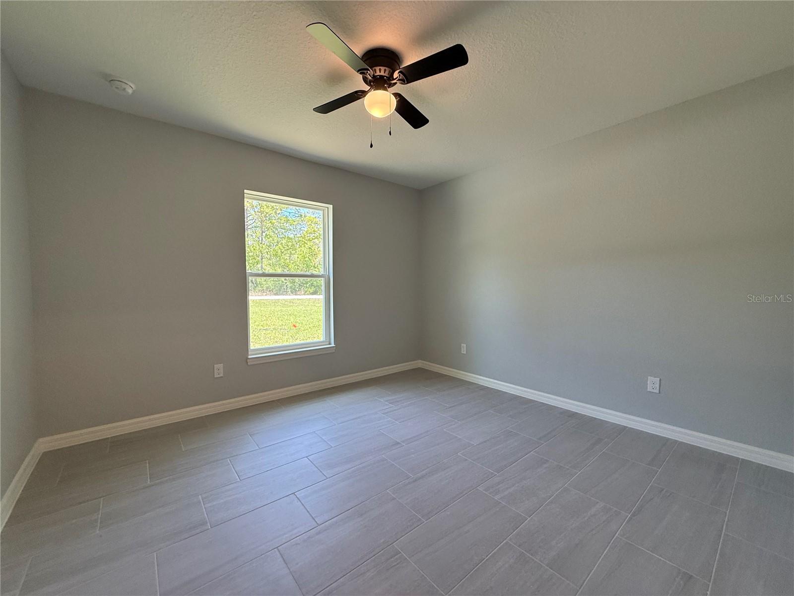 Image 10 of 15 For 6276 62nd Avenue