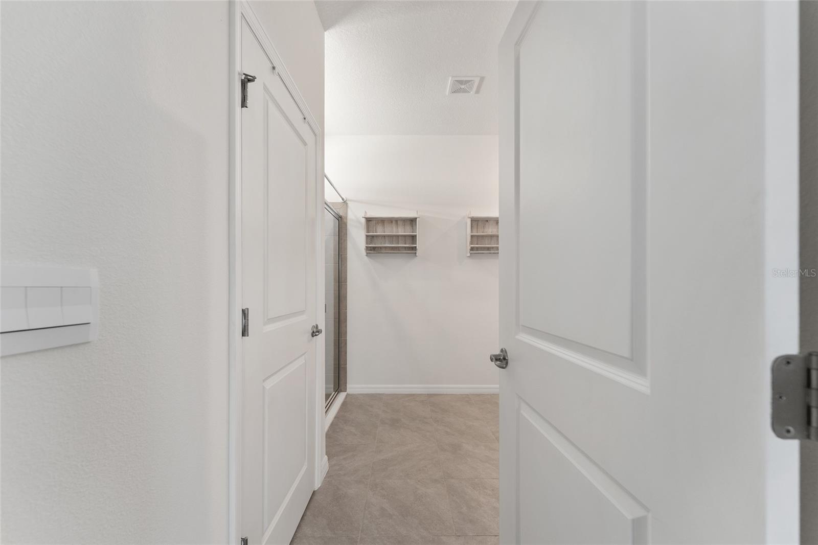 Image 31 of 64 For 4932 39th Loop