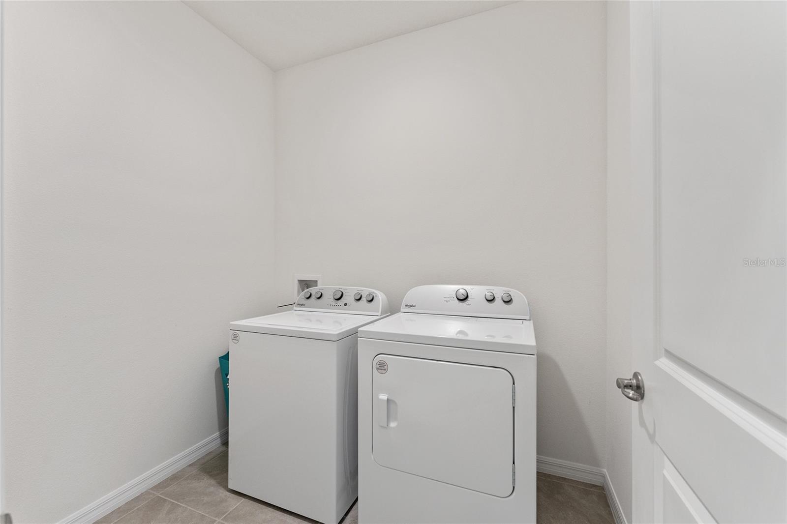 Image 38 of 64 For 4932 39th Loop