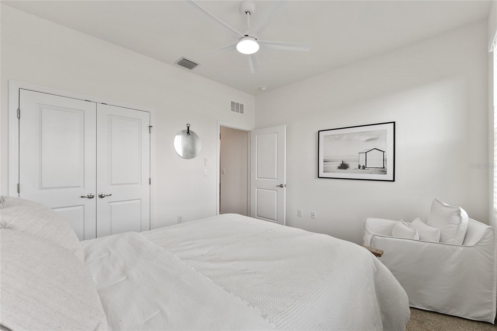 Image 43 of 64 For 4932 39th Loop