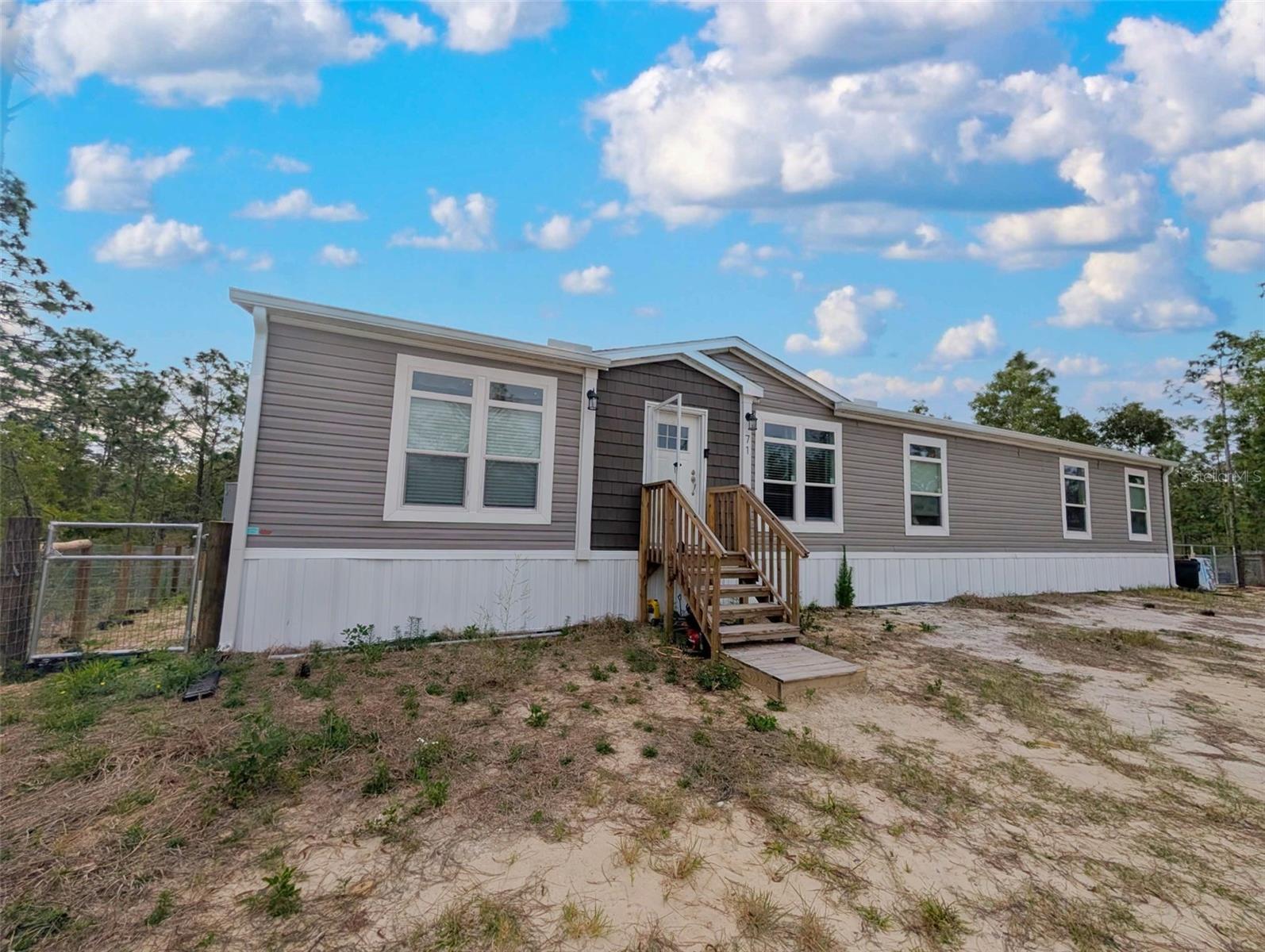 Details for 71 146th Terrace, WILLISTON, FL 32696