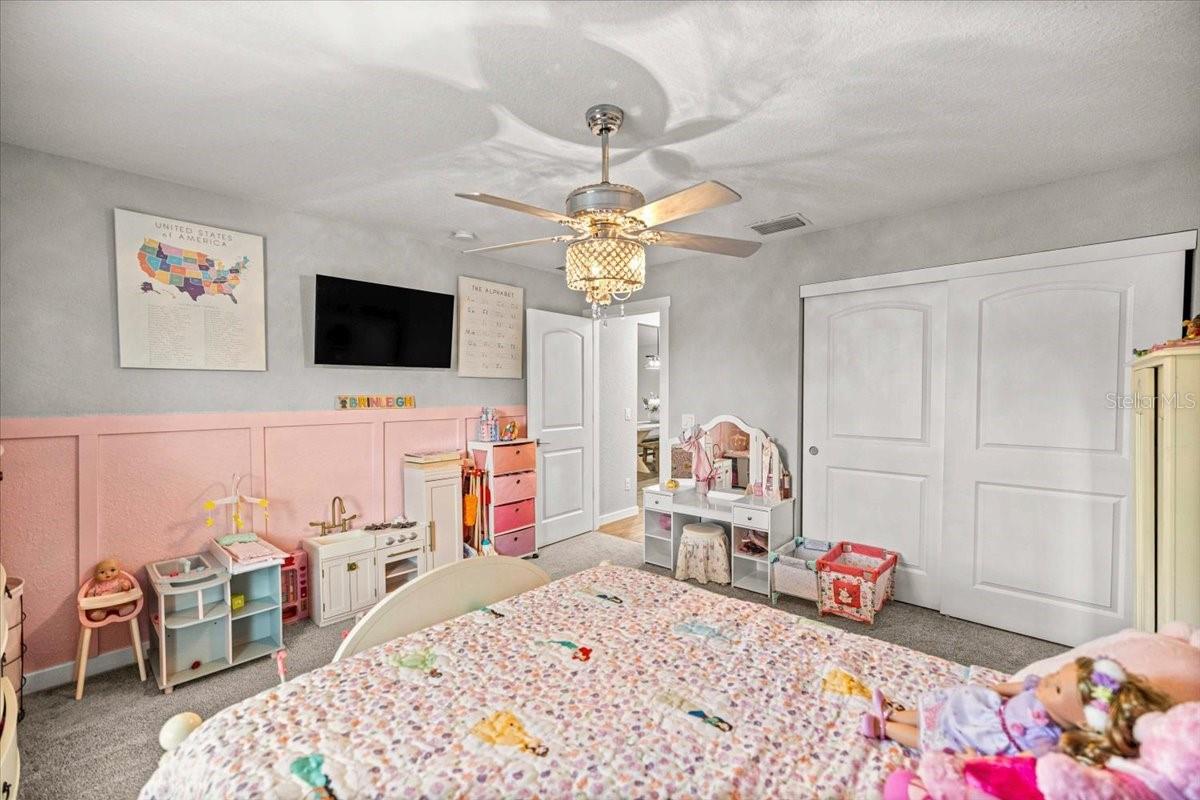 Listing photo id 19 for 1348 Mcneal Drive