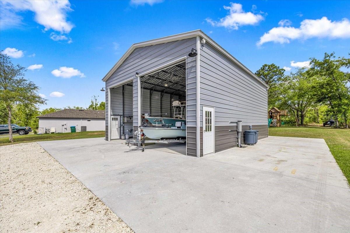 Listing photo id 36 for 1348 Mcneal Drive