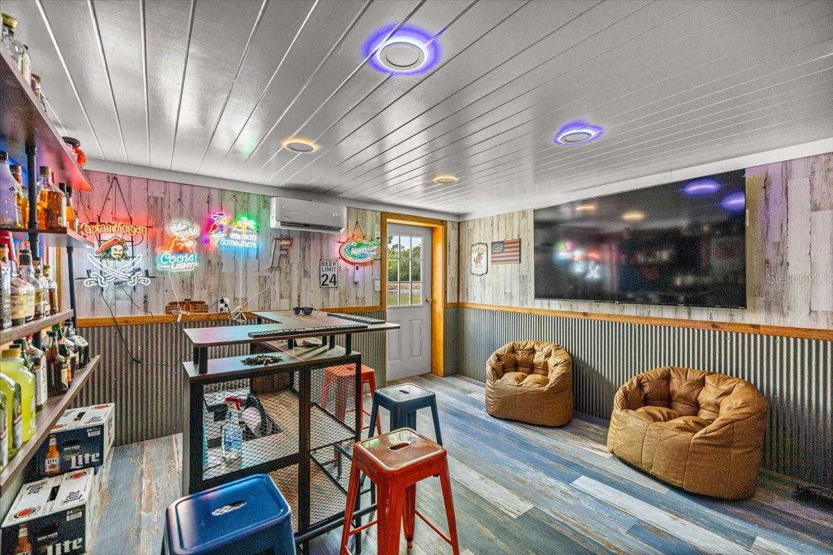 Listing photo id 43 for 1348 Mcneal Drive