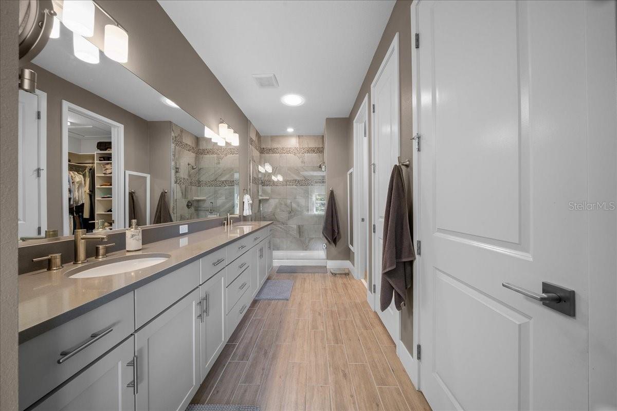 Image 32 of 44 For 5408 43rd Street