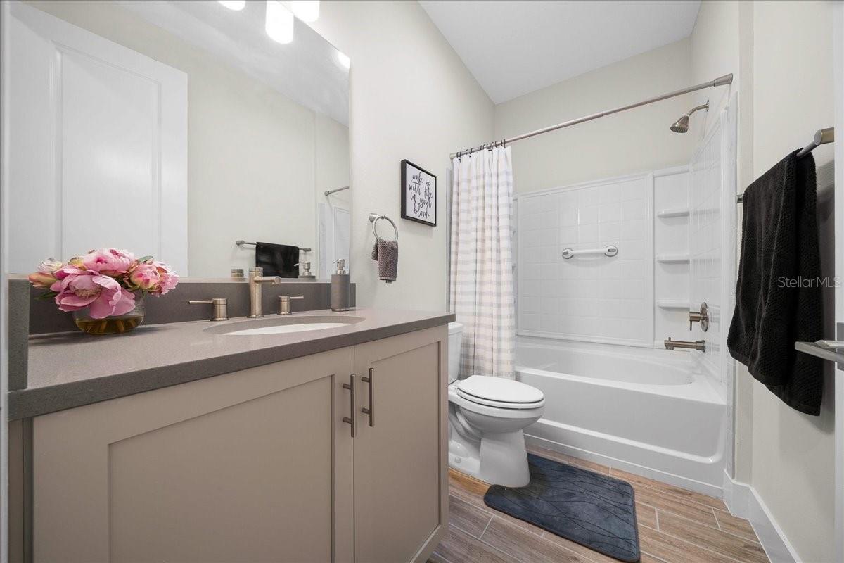 Image 41 of 44 For 5408 43rd Street