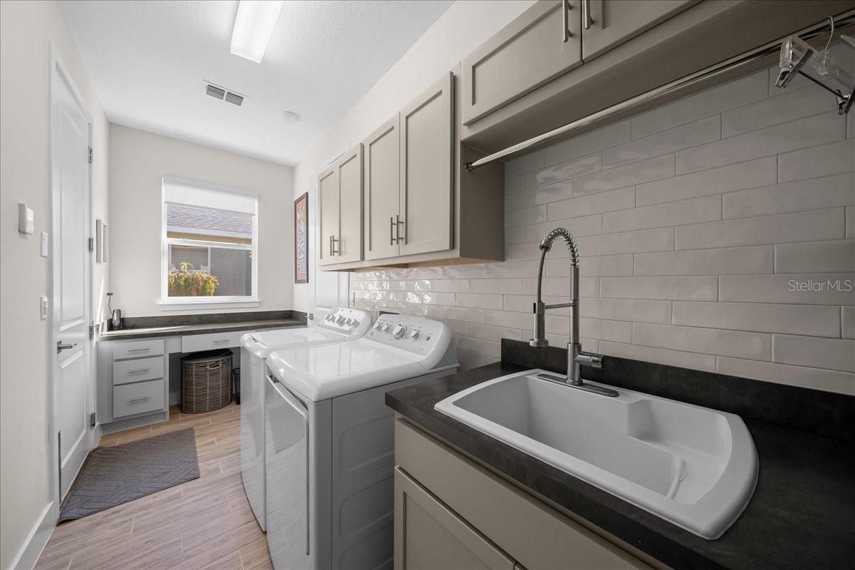 Image 43 of 44 For 5408 43rd Street