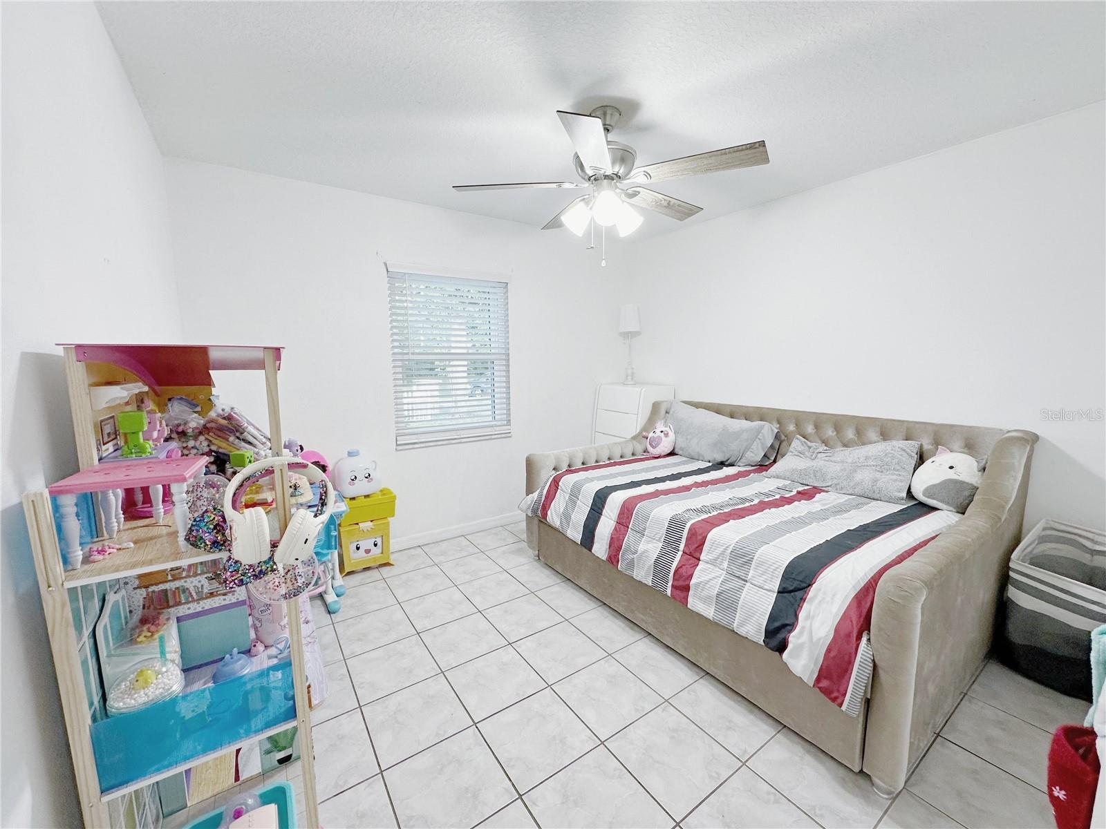 Image 9 of 15 For 2404 39th Avenue