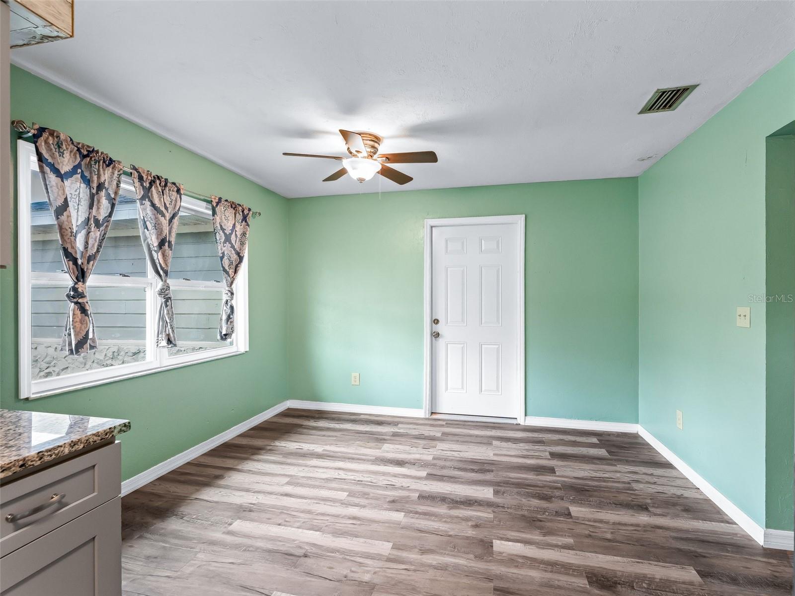 Image 12 of 40 For 4091 4th Terrace