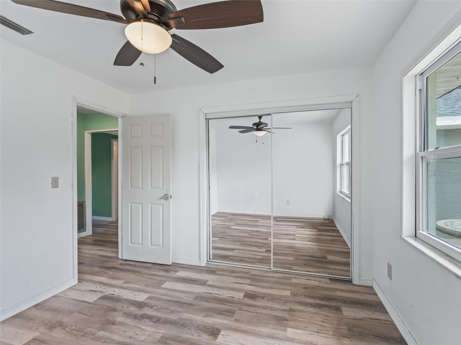 Image 27 of 40 For 4091 4th Terrace