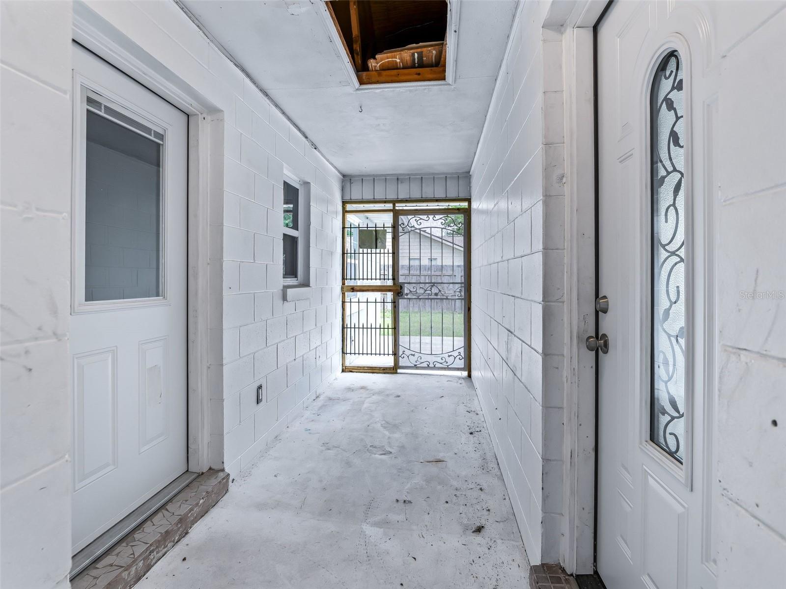 Image 29 of 40 For 4091 4th Terrace