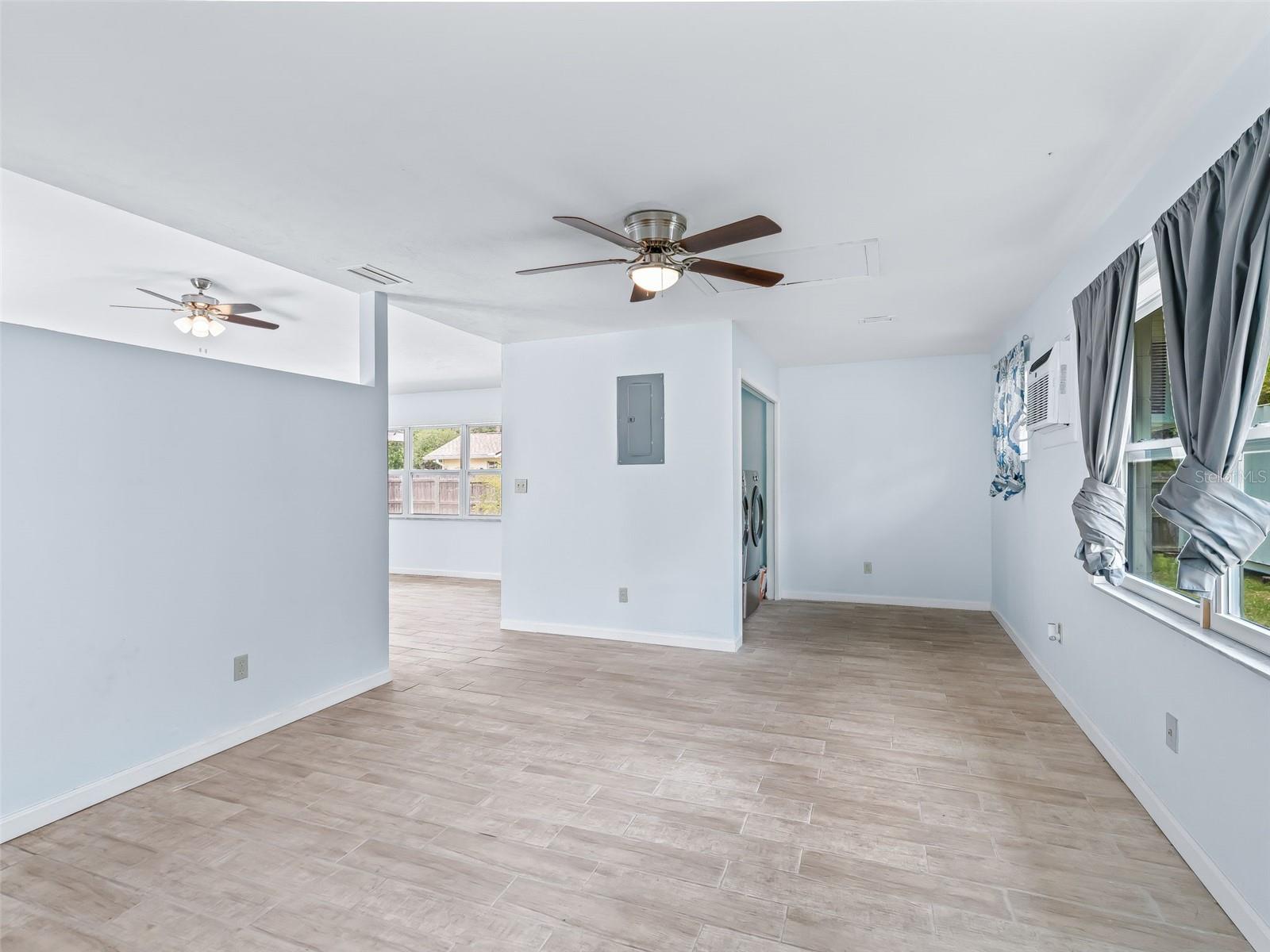 Image 35 of 40 For 4091 4th Terrace