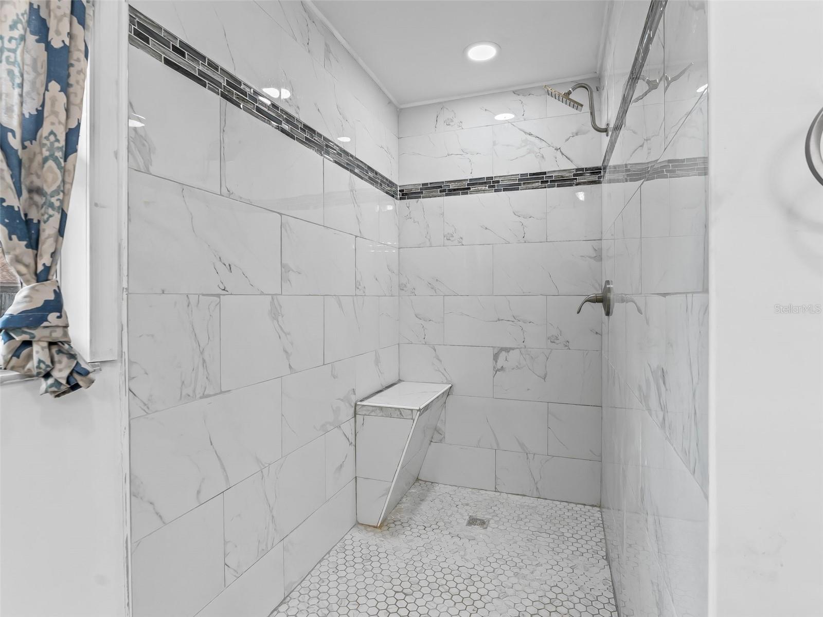 Image 38 of 40 For 4091 4th Terrace