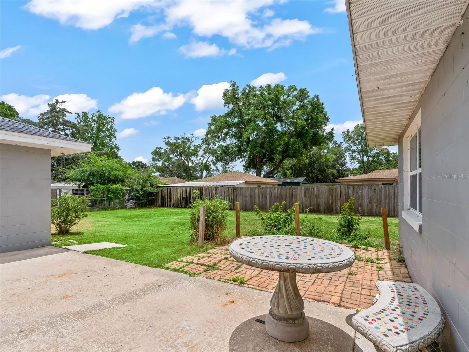 Image 7 of 40 For 4091 4th Terrace