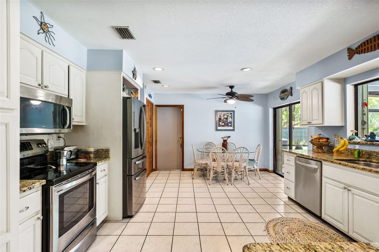 Image 12 of 63 For 15299 167th Street