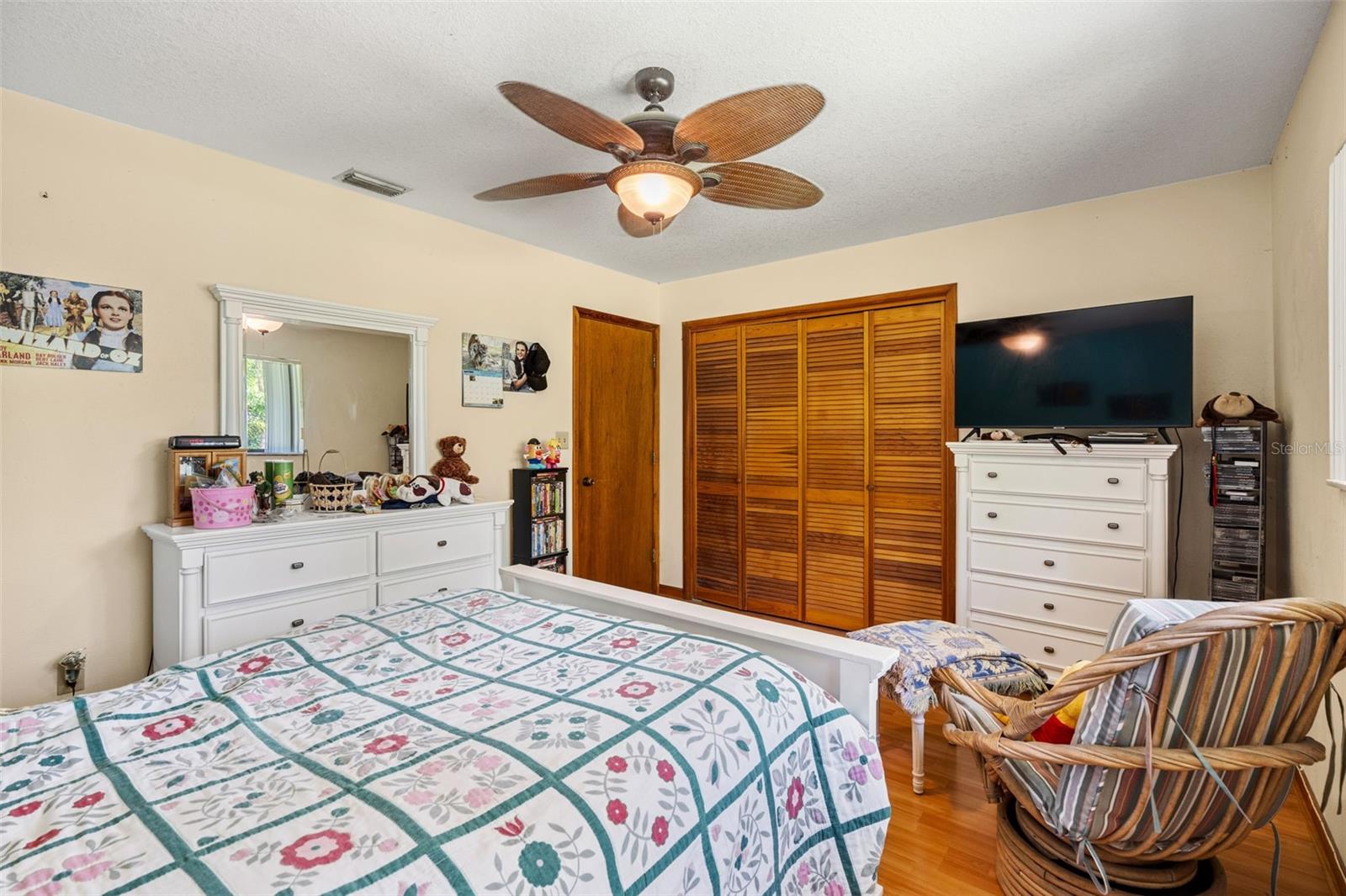 Image 25 of 63 For 15299 167th Street