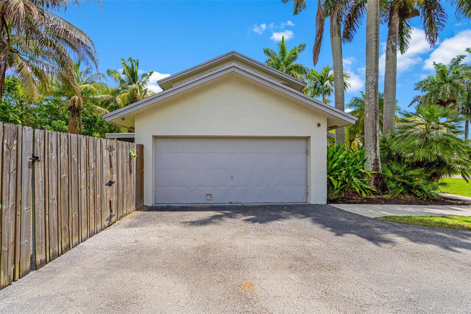 Image 38 of 63 For 15299 167th Street