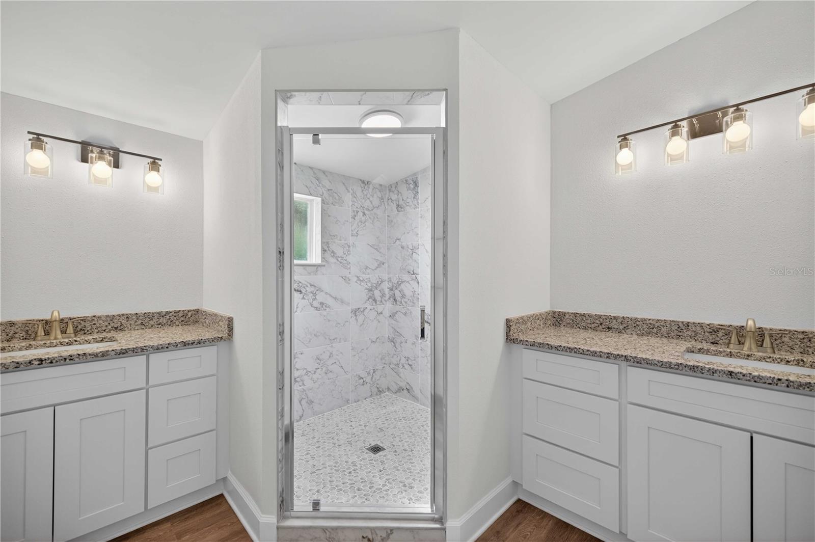 Image 20 of 36 For 8495 33rd Court