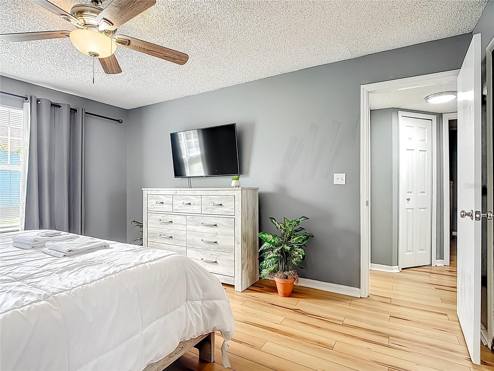 Image 22 of 35 For 2753 Poinciana Boulevard 37
