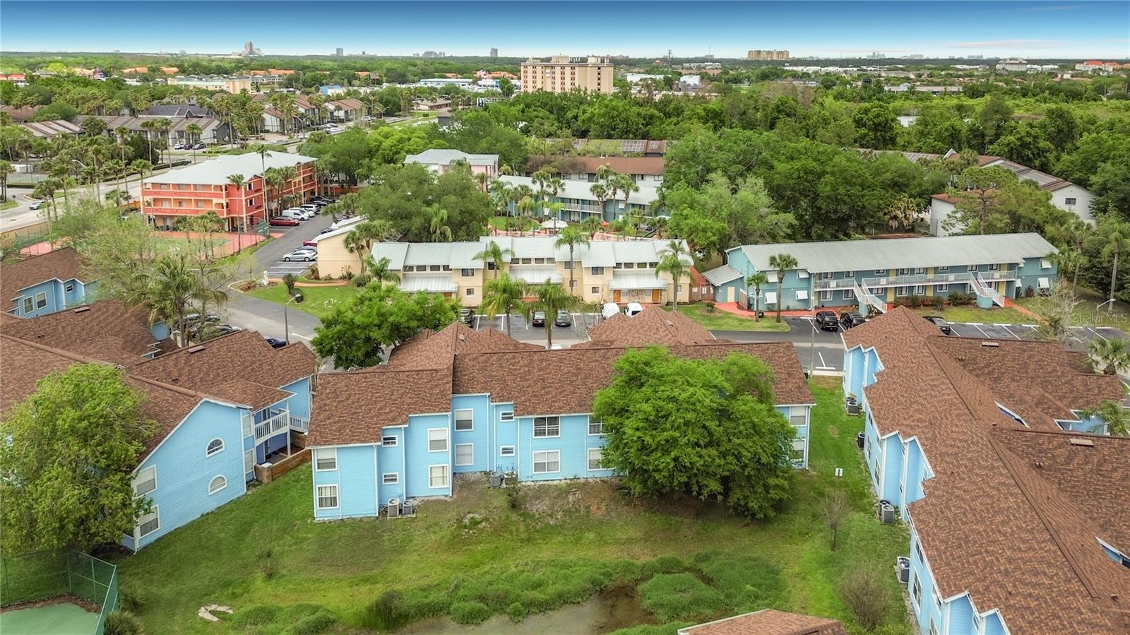 Image 31 of 35 For 2753 Poinciana Boulevard 37