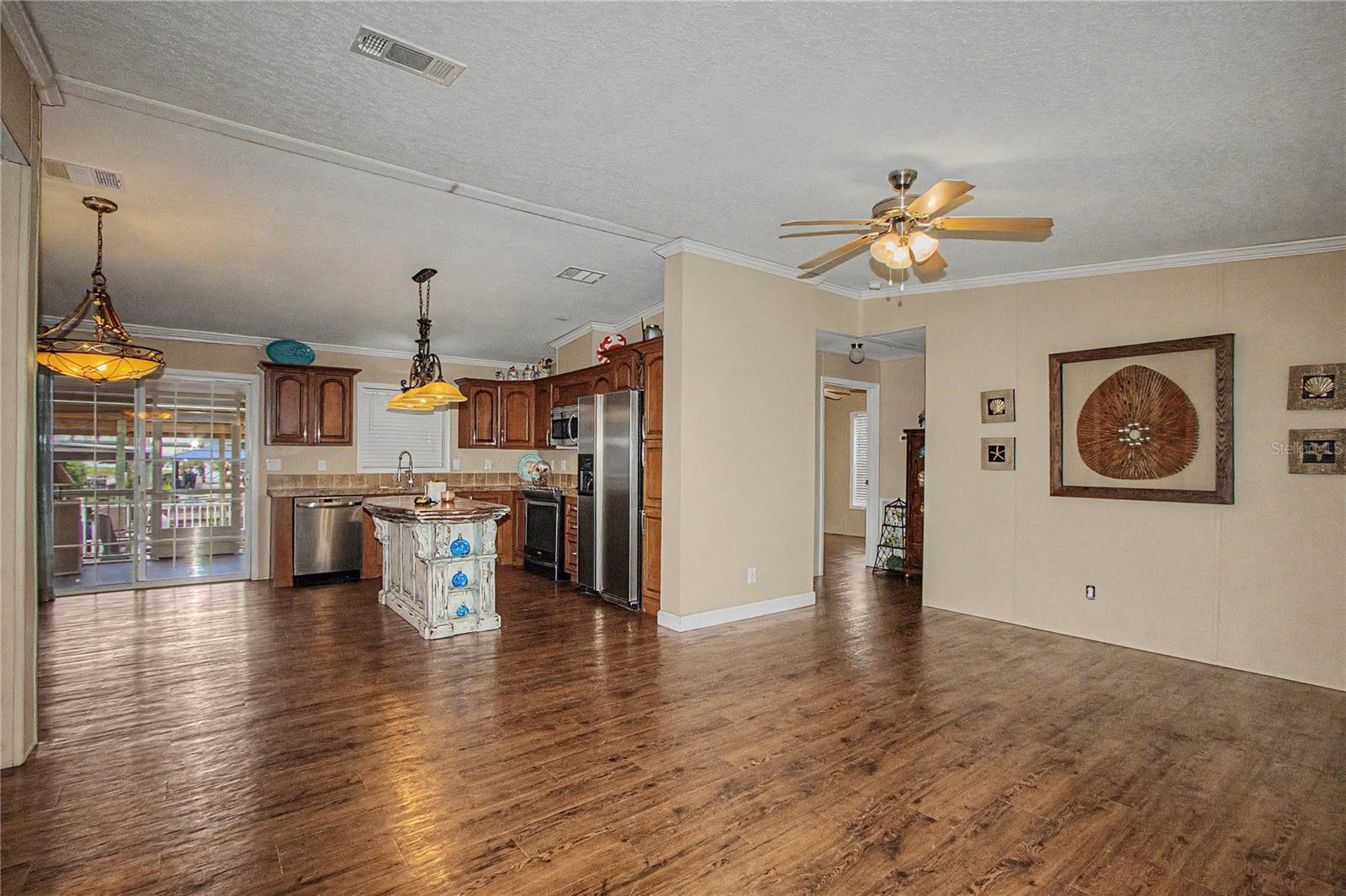 Image 10 of 66 For 56348 Maple Road