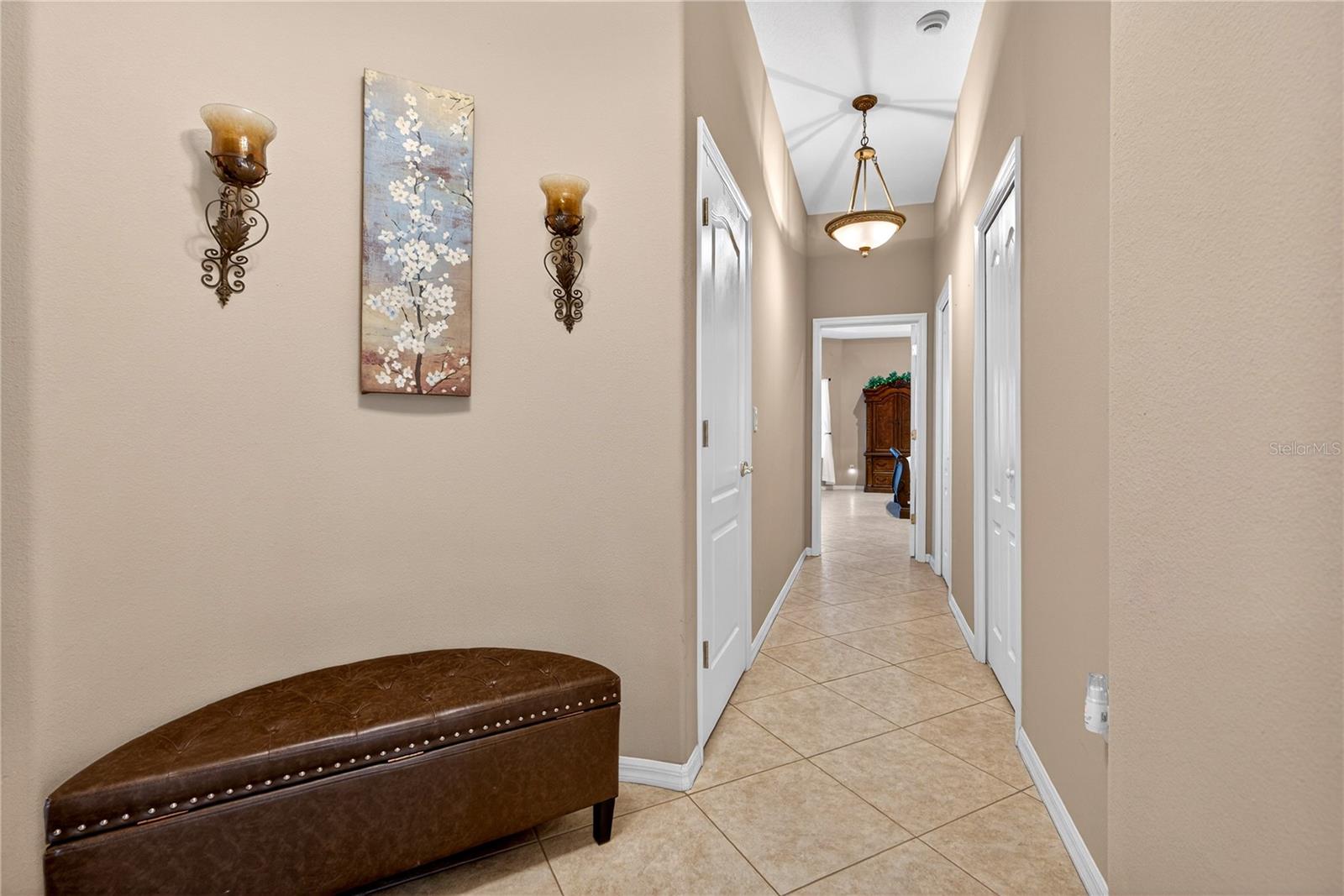 Listing photo id 38 for 4052 Mayan Drive