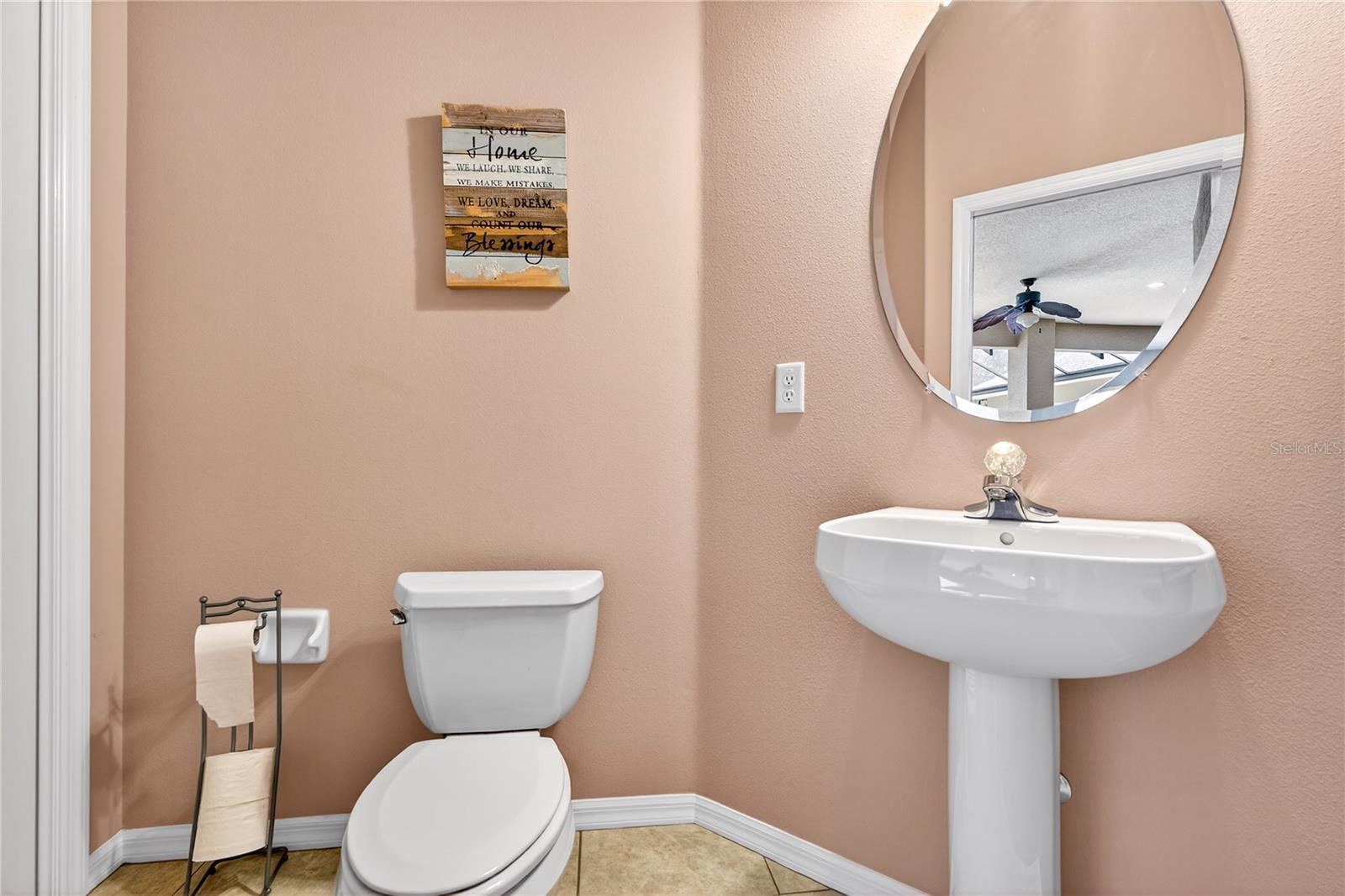 Listing photo id 59 for 4052 Mayan Drive