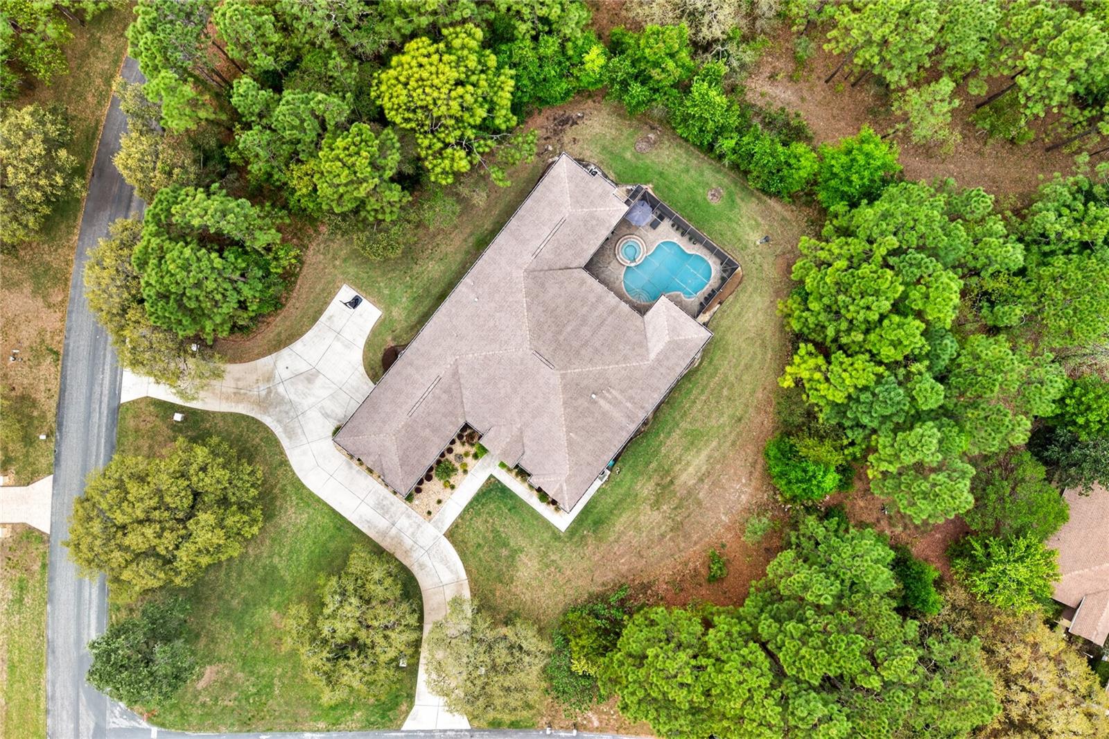 Listing photo id 69 for 4052 Mayan Drive