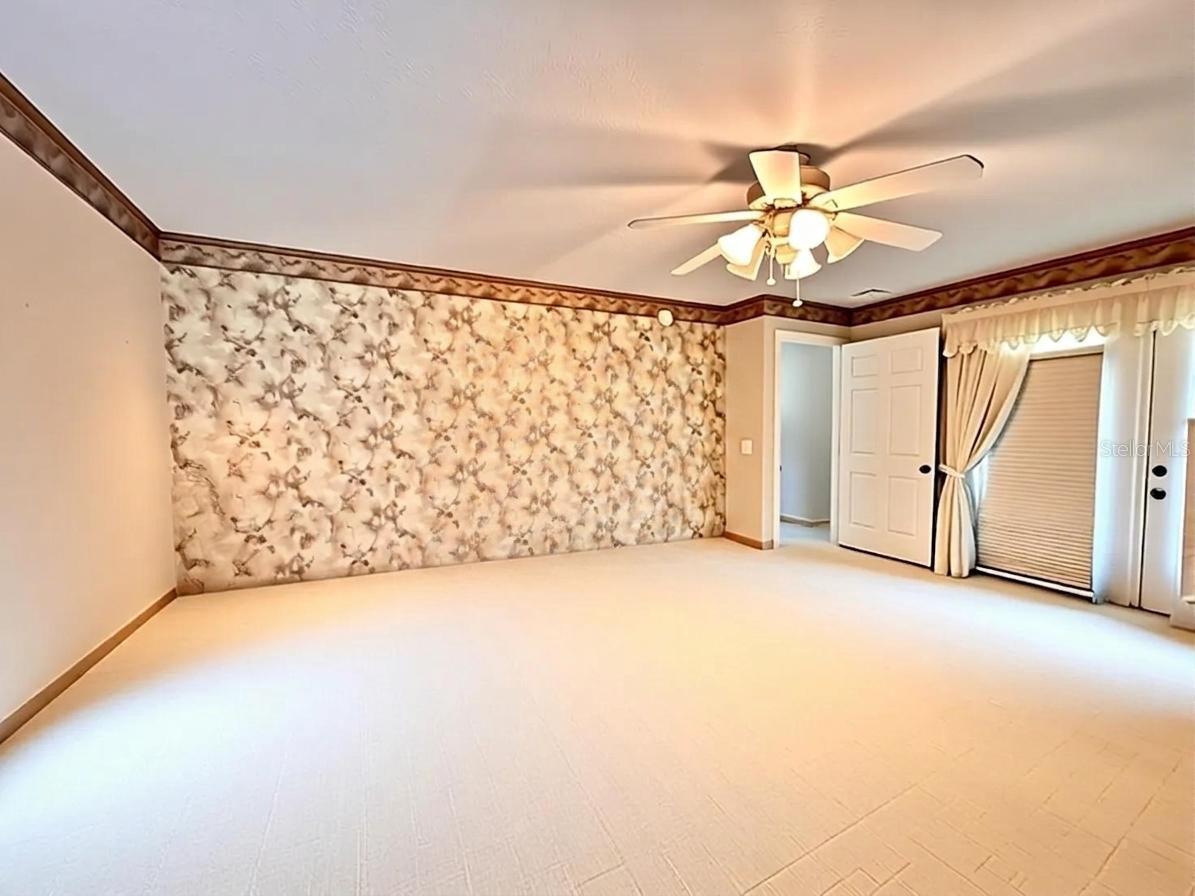 Image 13 of 24 For 17552 119th Circle