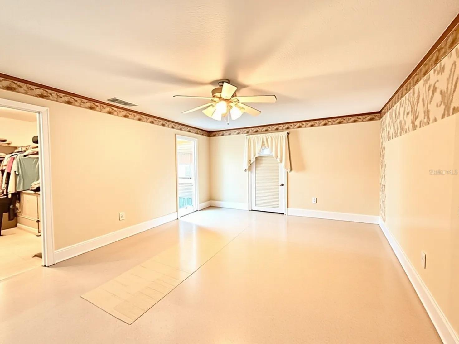 Image 15 of 24 For 17552 119th Circle