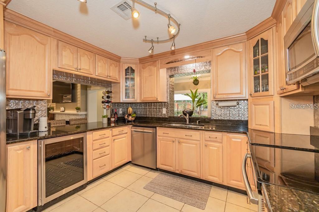 Image 6 of 52 For 3341 45th Street