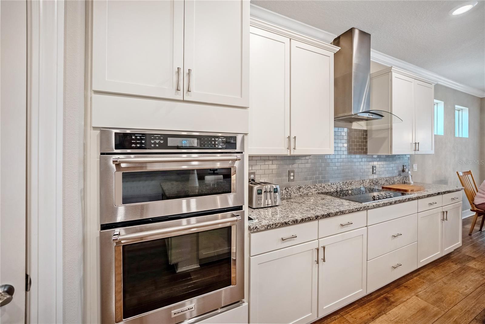 Image 16 of 51 For 6276 93rd Terrace
