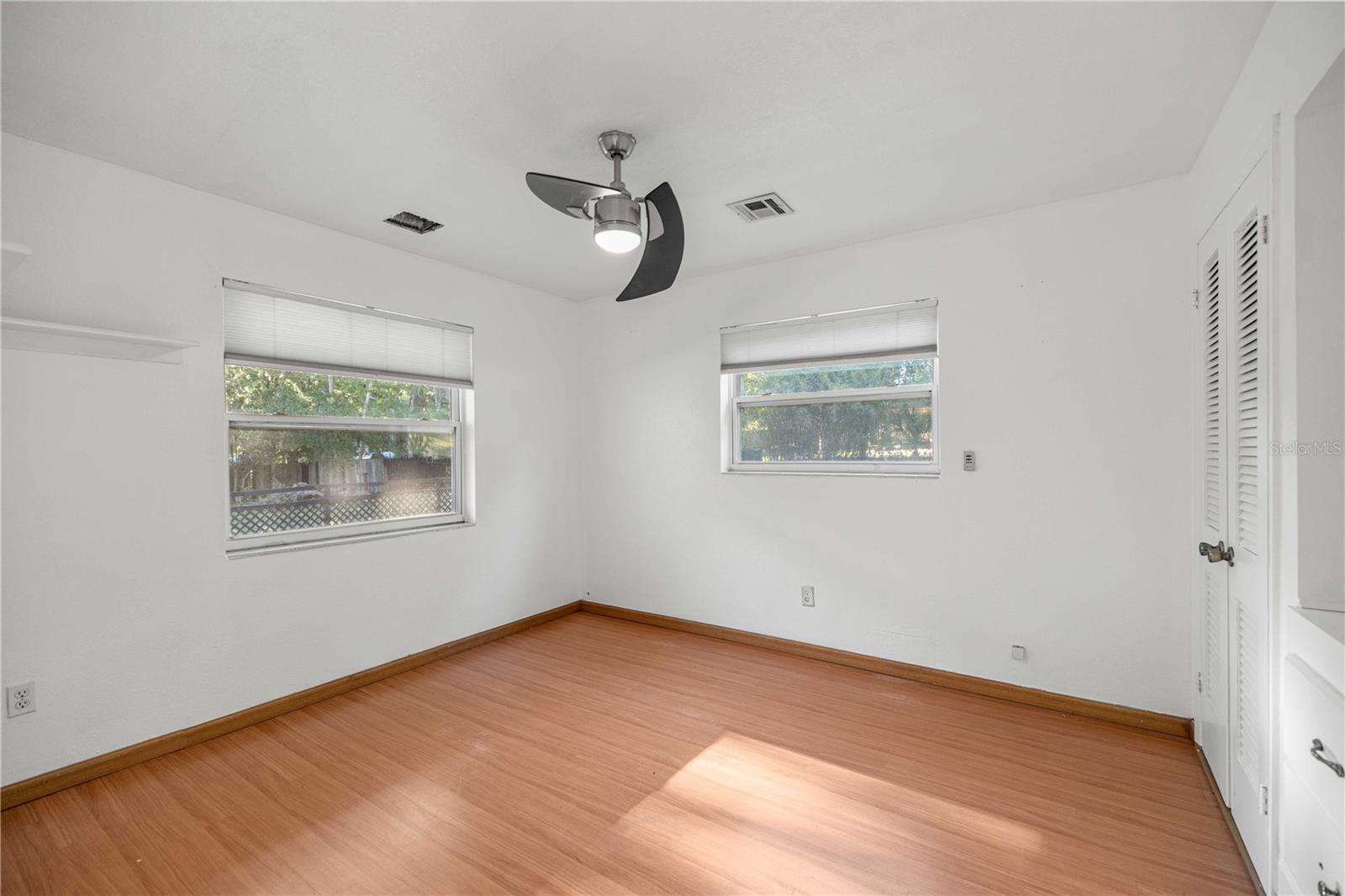 Image 4 of 31 For 3821 7th Avenue Road